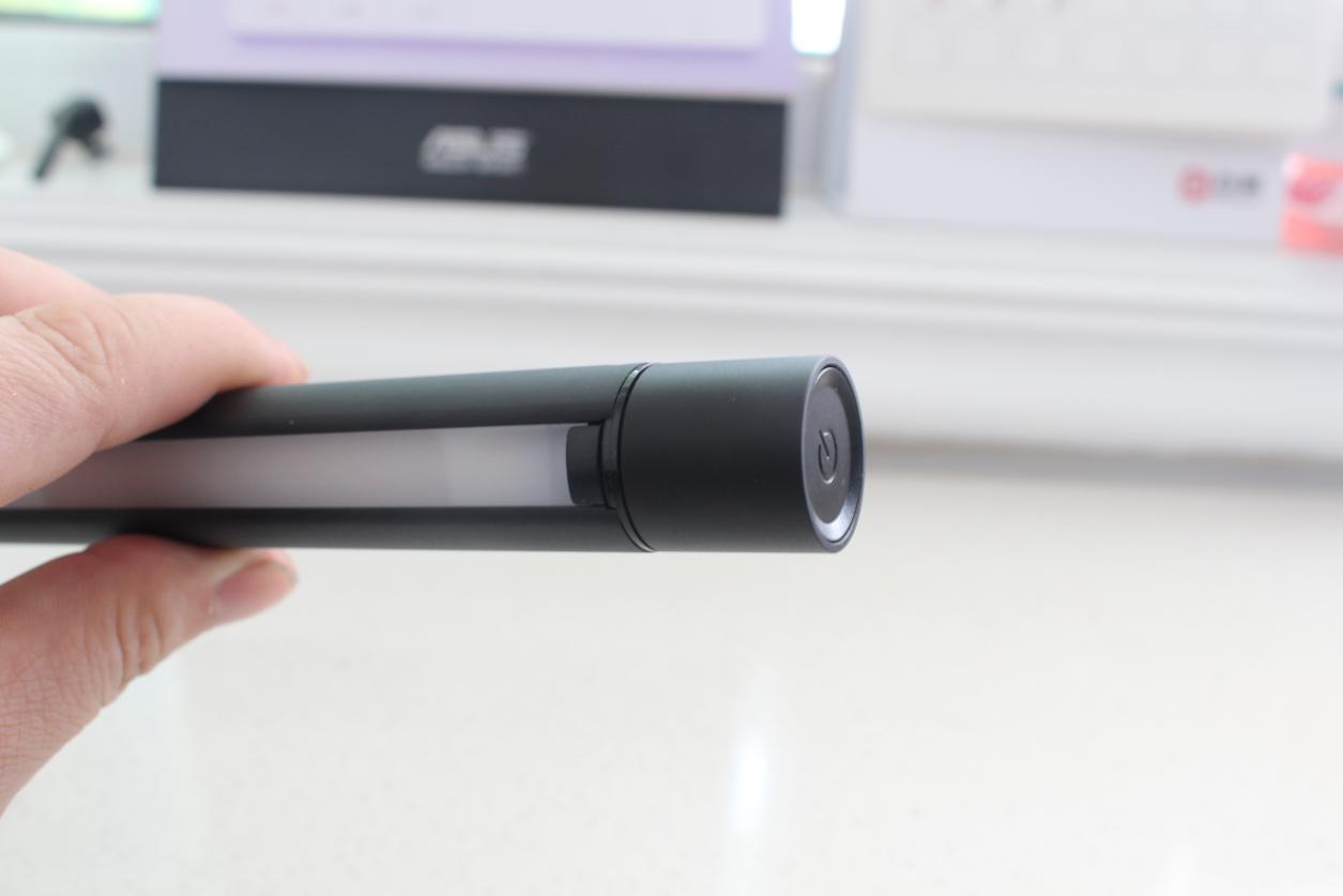 明基挂灯,桌面台灯的高颜值