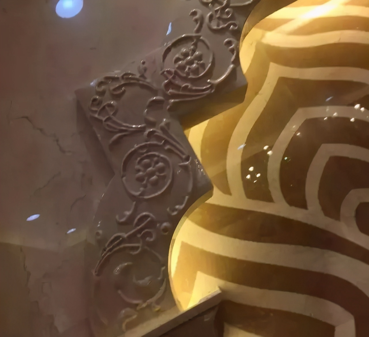 天然大理石爵士白多少钱1平方,爵士白大理石为什么发红了