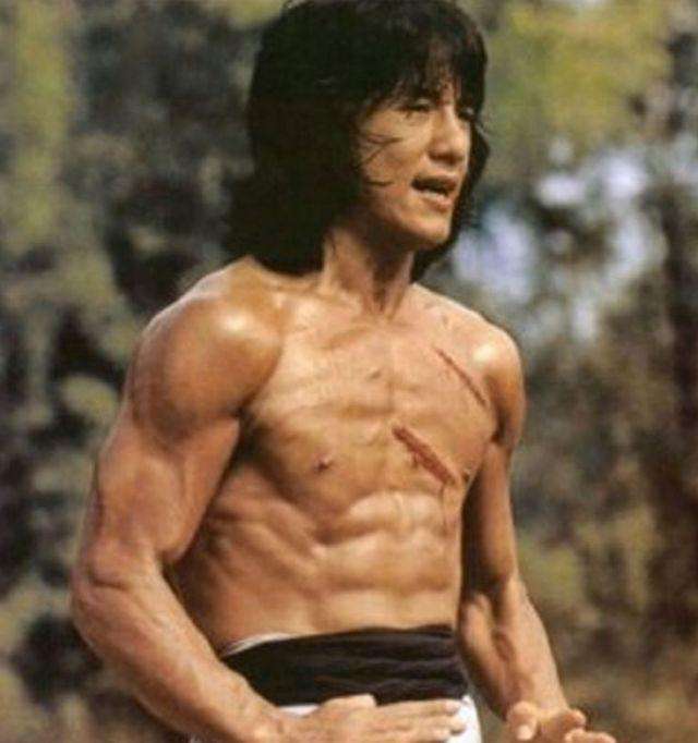 成龙甄子丹李连杰哪个厉害,成龙李连杰谁功夫强