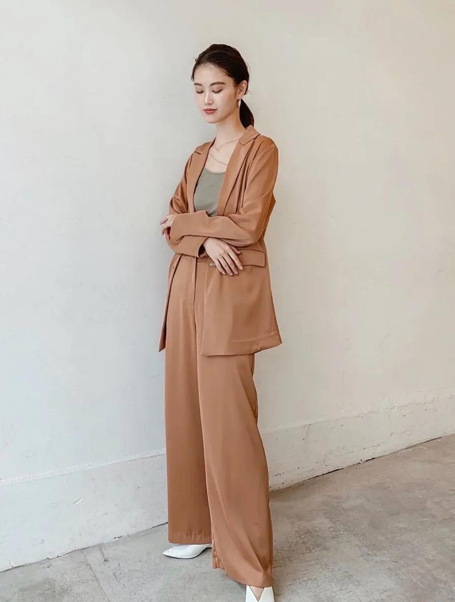 ins最火的欧美博主高级穿搭,ins很火的韩国穿搭博主