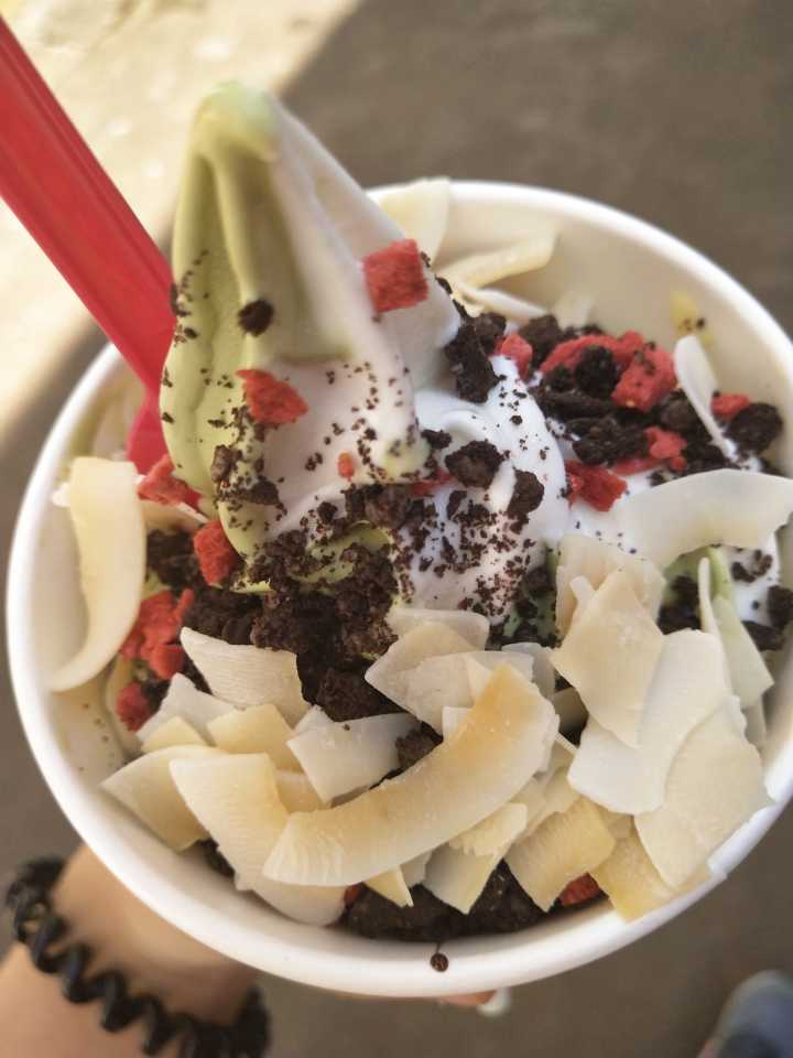 你与冬天有一场雪的距离,你与冬天之间差什么