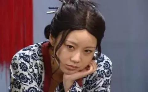 别和中年老母亲谈护肤谈美容谈保养，那比谈钱更伤人！太扎心了