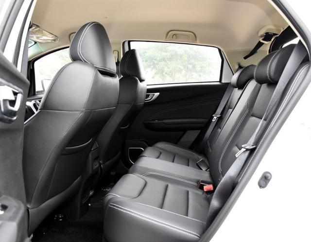 冬天开车车玻璃上有哈气怎么办,冬天汽车玻璃有哈气怎么处理