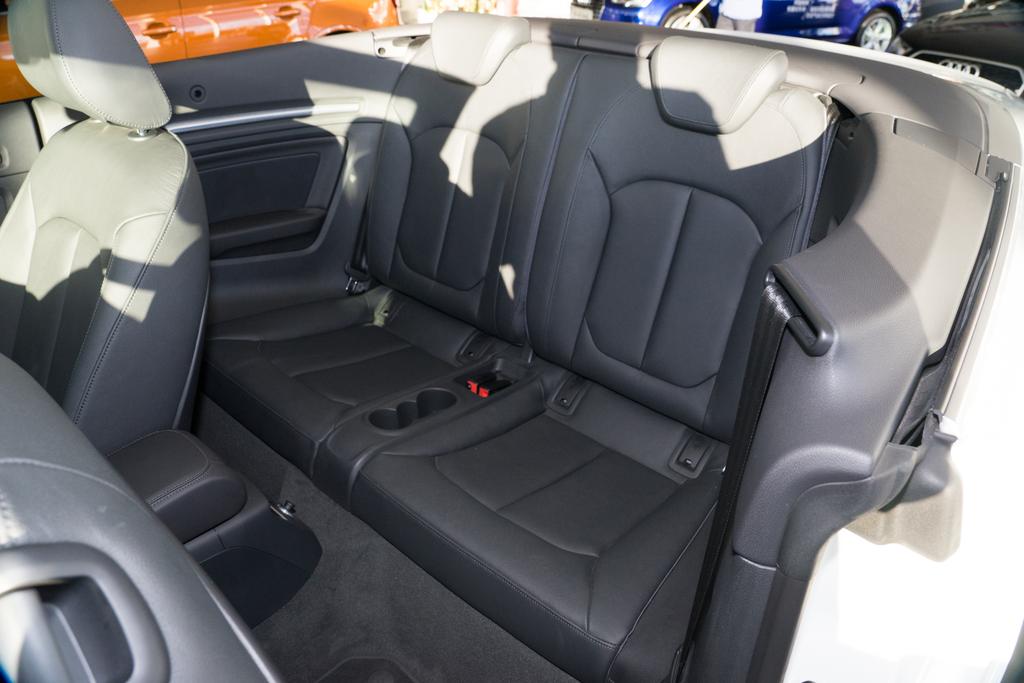 22款奥迪a3的中配与高配如何选择,18款奥迪a3最高配的介绍