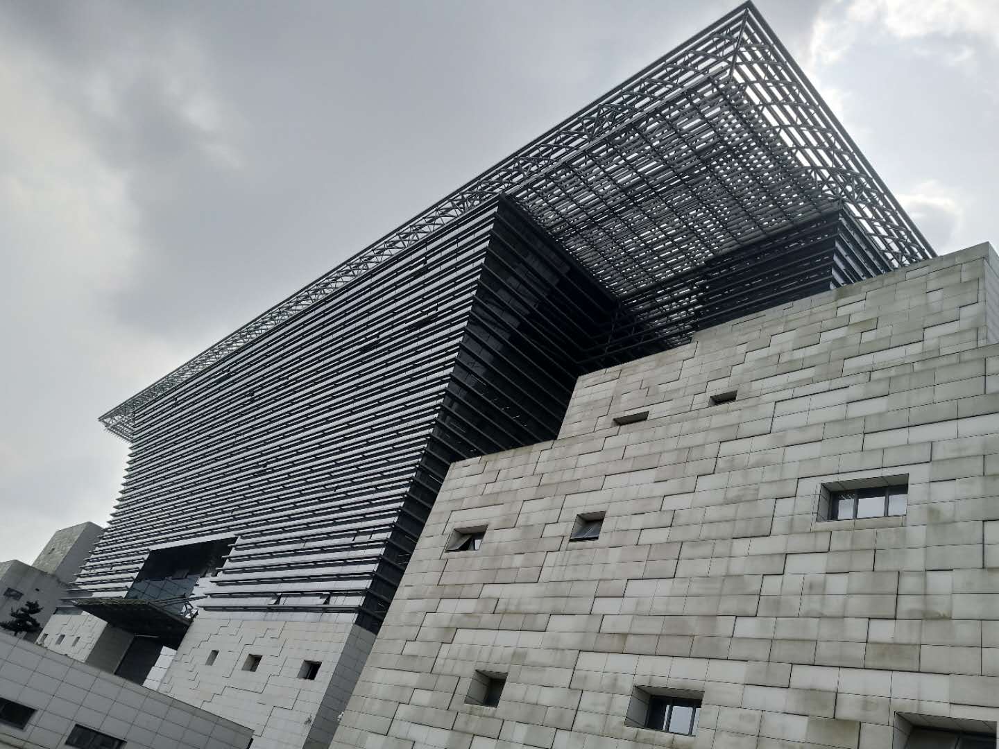 贵州省最大的大学城,贵州大学大学城