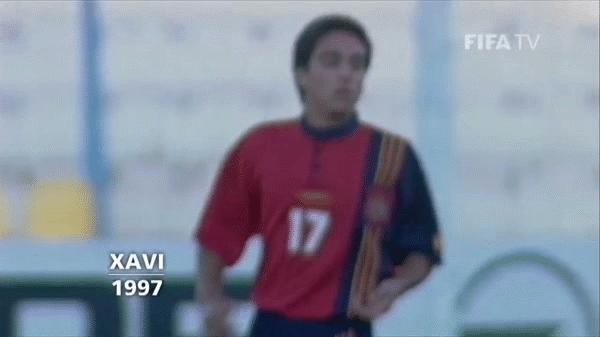 2002年世界杯冠军小罗,2002世界杯巴西小罗捧杯时刻