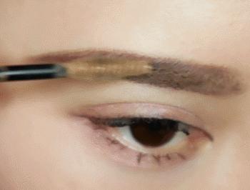 初学眉毛怎么画才能根根分明,新手画眉毛的技巧和方法