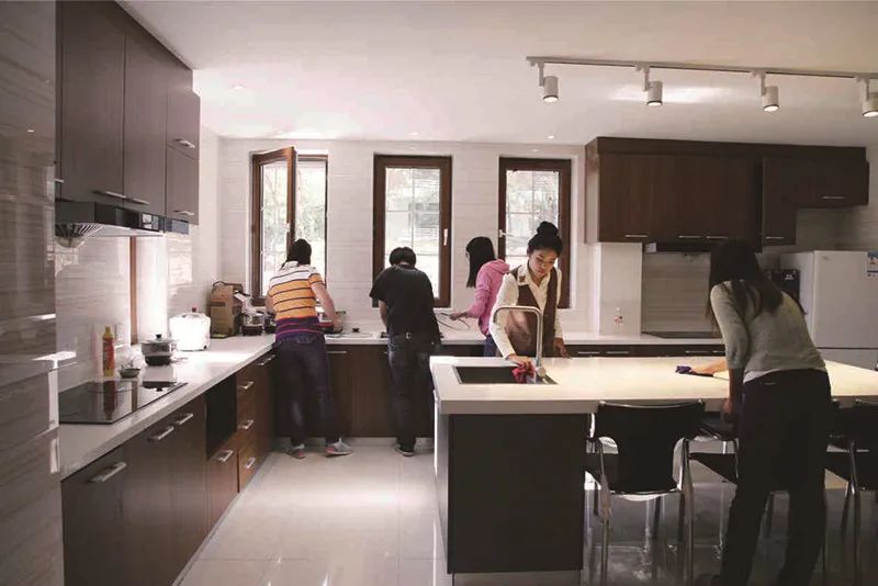 让那熟悉的旋律《绿岛》,带你我推开新学期的大门!