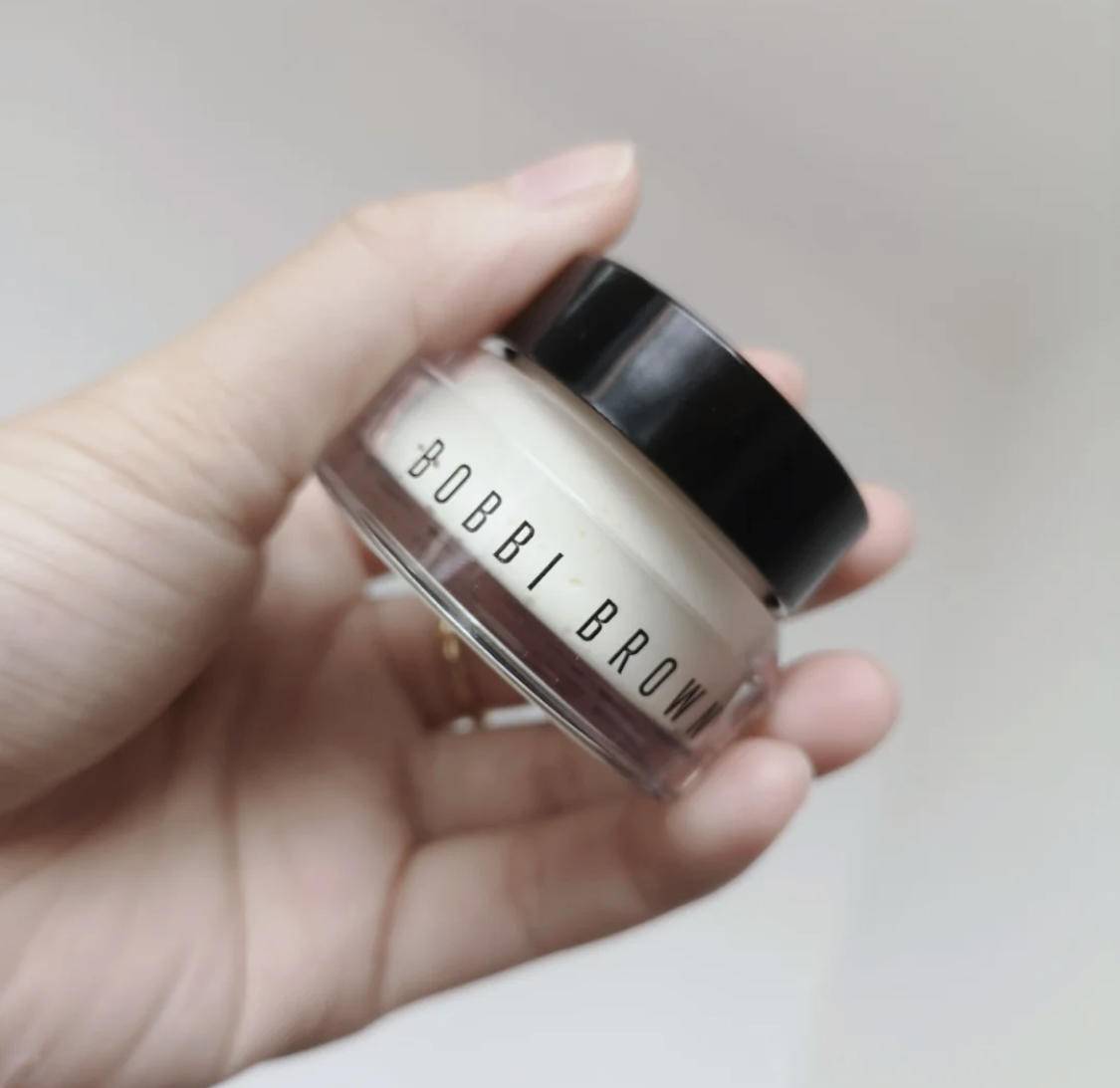 年会你会被同事夸的!打造水润服帖的天生好皮,它不能少