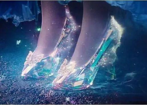 施华洛世奇为什么看起来那么廉价,施华洛世奇造的廉价美梦