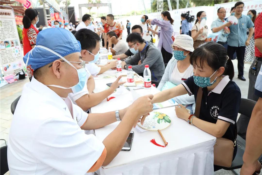 传承中医薪火献礼建党百年,喜迎2021国医节弘扬中医文化