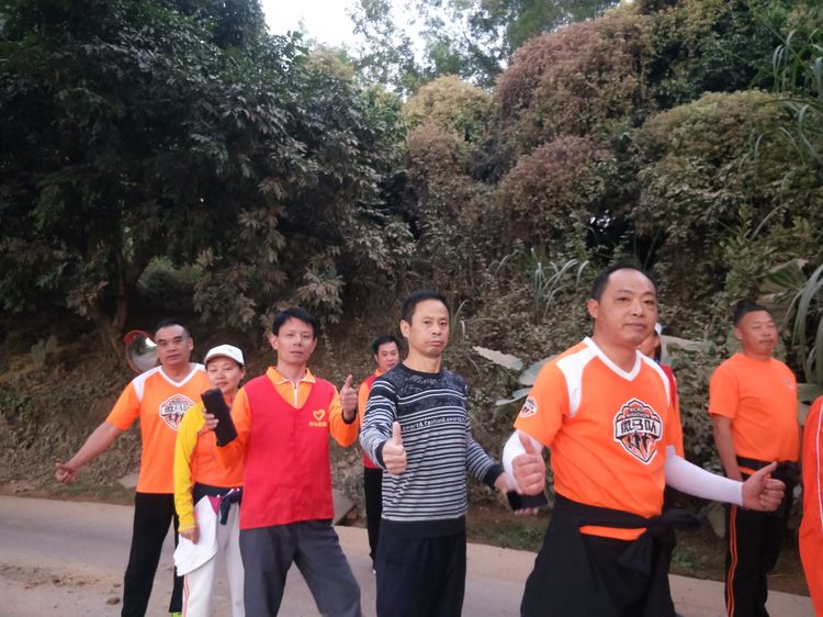 魅力深马,微马同行!六约微马助力深圳国际马拉松