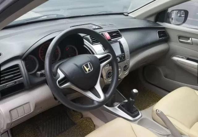 预算3万买个什么二手车好,5万预算推荐这3款车比二手车靠谱