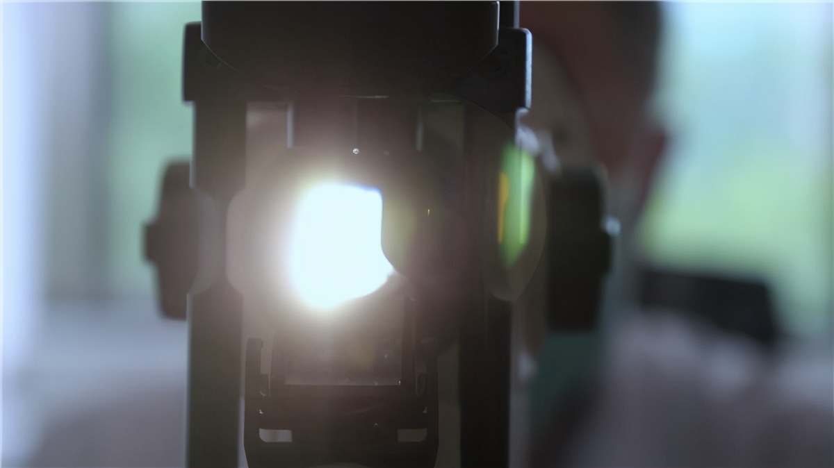 河南资深眼科专家陈刚的光明新使命：培养更多眼科人才