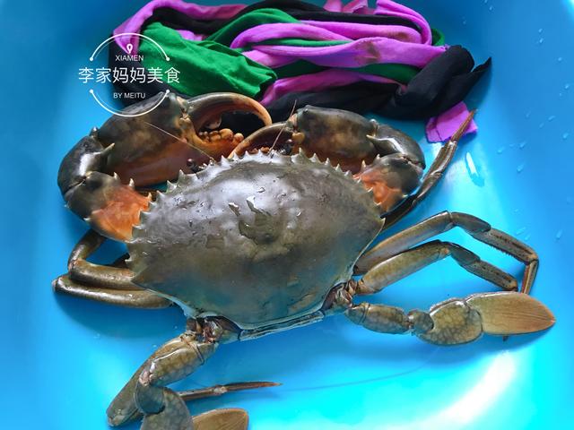 买螃蟹是大的好还是小的好,螃蟹一次买几斤比较好