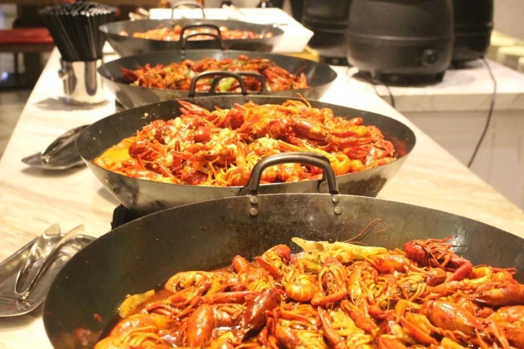 全上海排队最疯狂的七家海鲜自助,上海顶级隐蔽餐厅