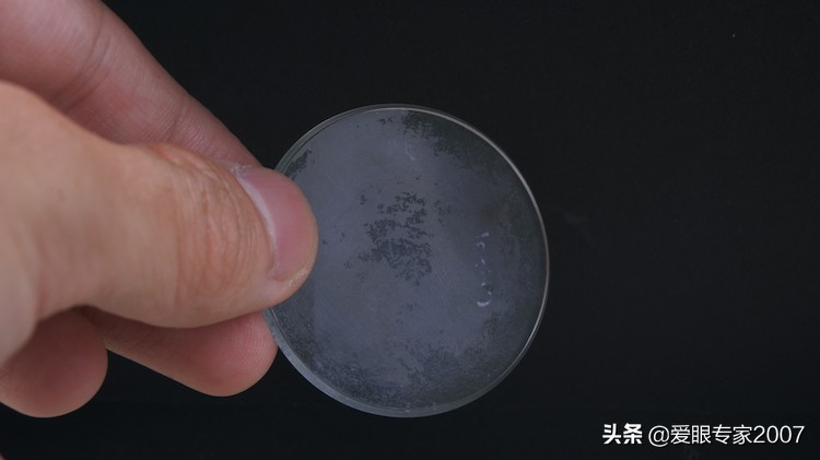 眼镜坏了用哪种胶才能粘好,眼镜坏了修补一下