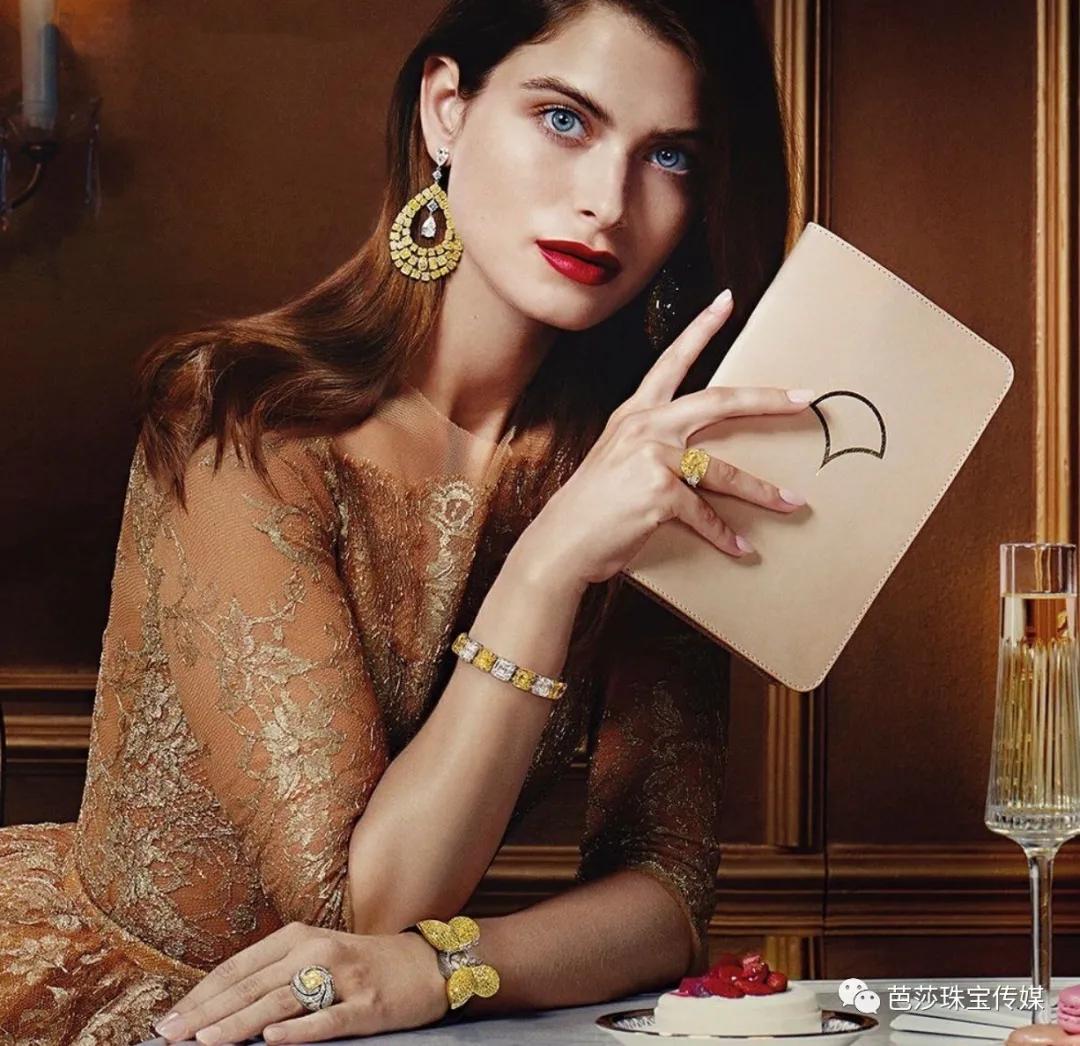 2021流行色亮丽黄太难穿？一件珠宝让你时髦一整年