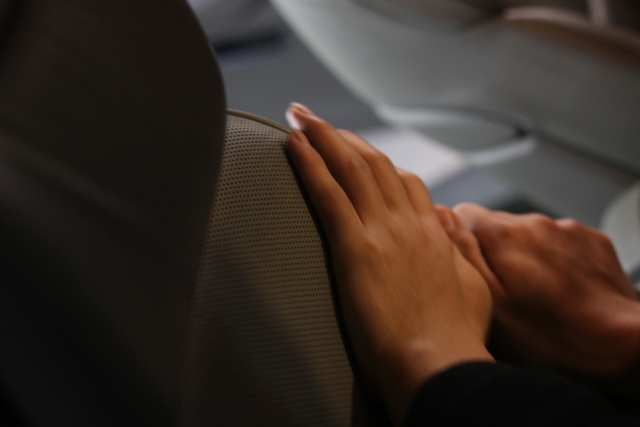 怪兽修车：修复一辆09年西装暴徒奥迪S8，当年售价200多万