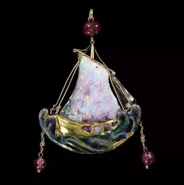 钻石翡翠如何度夏,无光翡翠