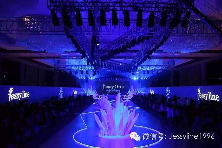 对比阿依莲、CCDD,这个少淑女装更受90、95后的青睐