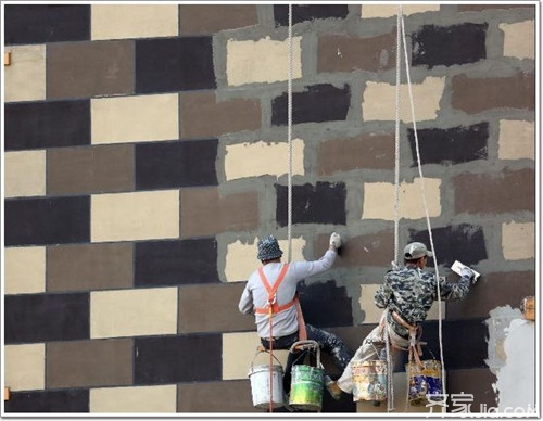 外墙粉刷多少钱一平方家装大讲堂：外墙涂料合格率为75%