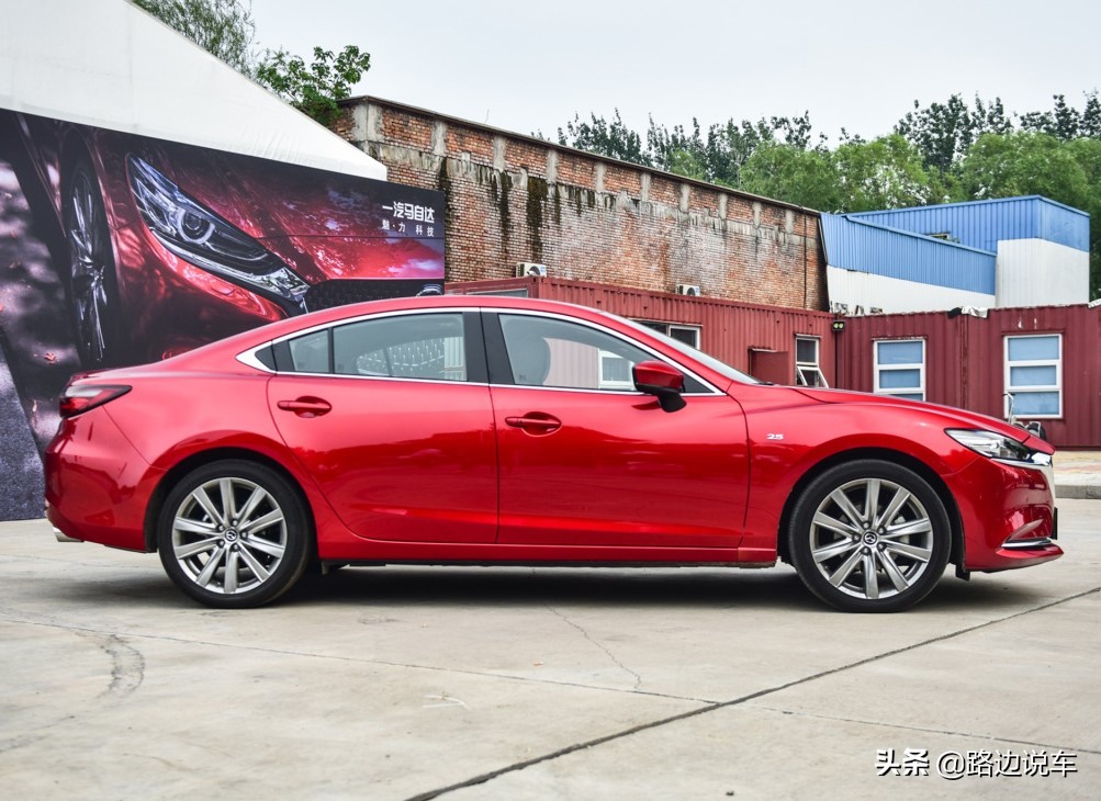 23万买奔驰还是阿特兹,23万落地的阿特兹值不值得买