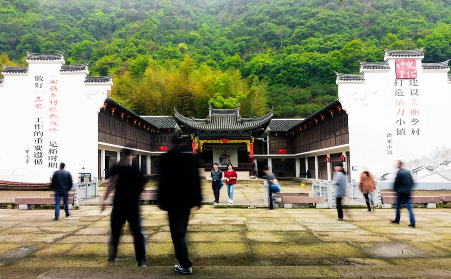 看“浙江红旗第一飘”:还能体验农家乐的田园美好