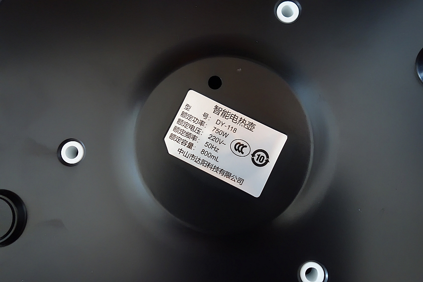 石墨烯保暖腰带自发热,石墨烯真的能做到衣服里面