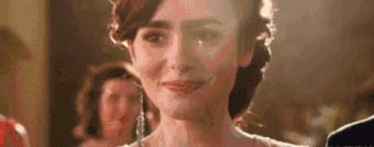 她曾是周星驰电影御用女主角,港片女神周星驰