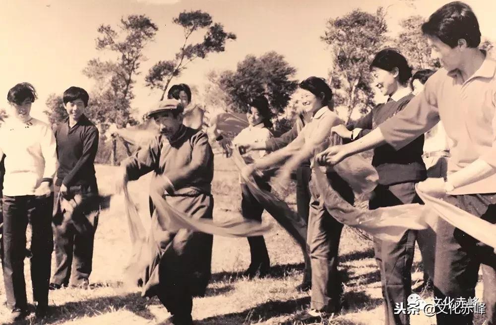 肃北乌兰牧骑高清图片,乌兰牧骑的老照片