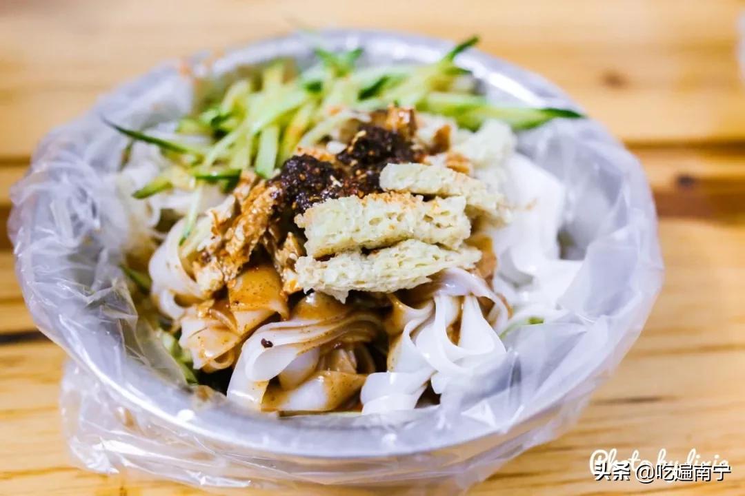 南宁宝藏小店,南宁宝藏衣服店铺推荐