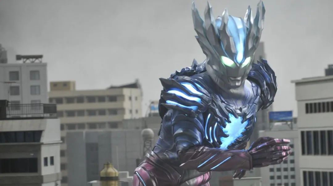 当奥特曼Cosplay也开始出“肉装”