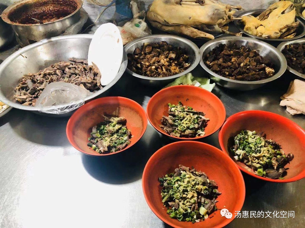 一碗狗肉面的说说,来一碗狗肉面