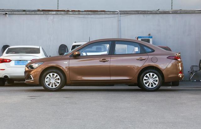 手握10万家用车怎么选,手握7万买新车还是二手车