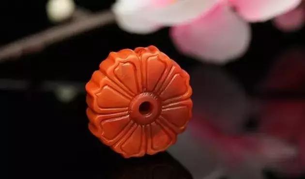 108手串背云如何搭配,5mm的手串搭配多大的背云