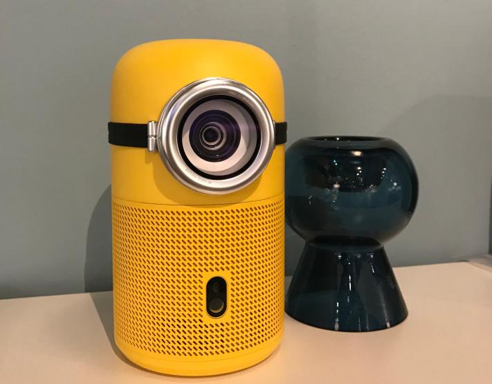 圣诞送女生什么礼物好？送这款大眼橙小黄人H1绝对超值