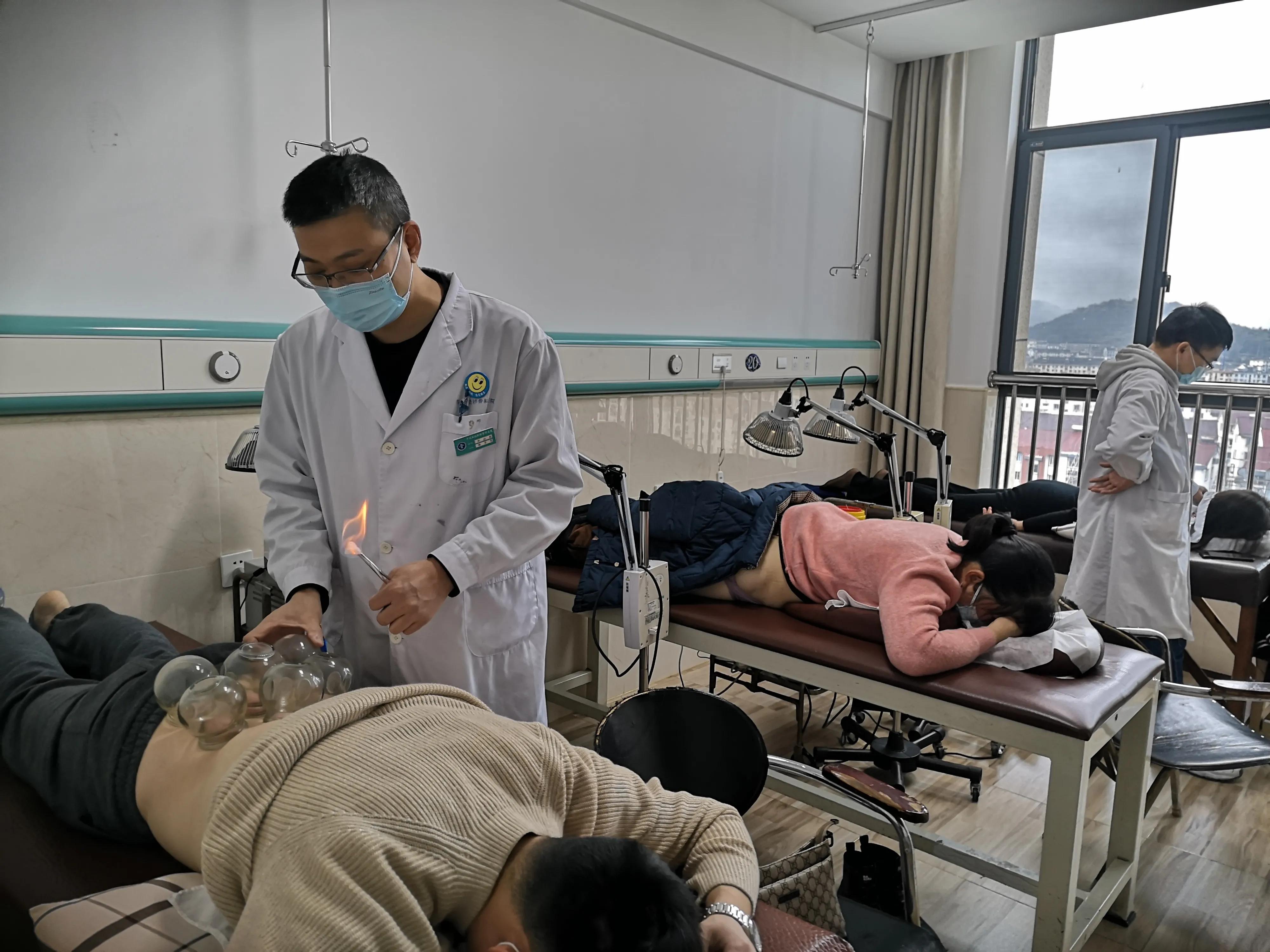 宁波奉化新桥骨科医院理疗科热心为患者服务