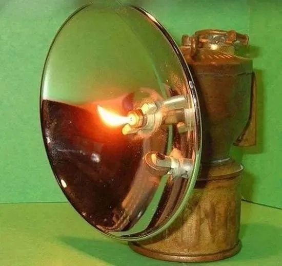 一招教你看懂车灯,实用的车灯知识