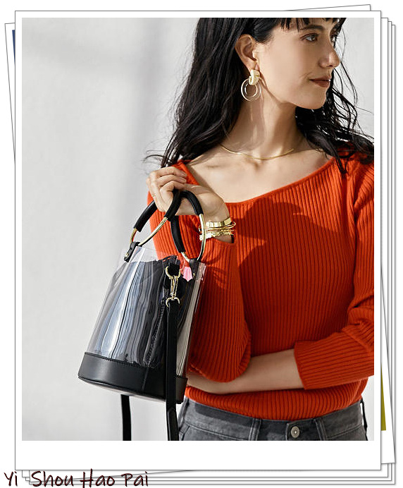 pvc包包的时髦搭配瞬间,2022春夏流行小清新包包