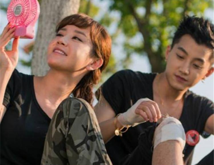 张萌视频向张檬道歉,竟牵出一段往事,“女人何苦为难女人”