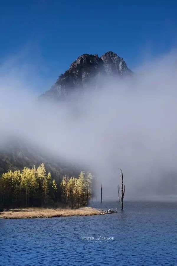 成都这座古城从不缺幻想和故事,四川藏着一个静谧古城