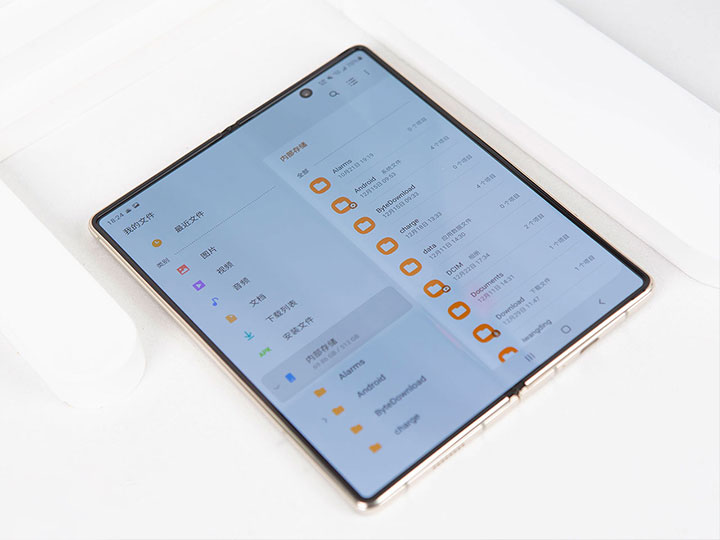 三星w21折叠屏是不是双卡双5g,三星折叠旗舰w23