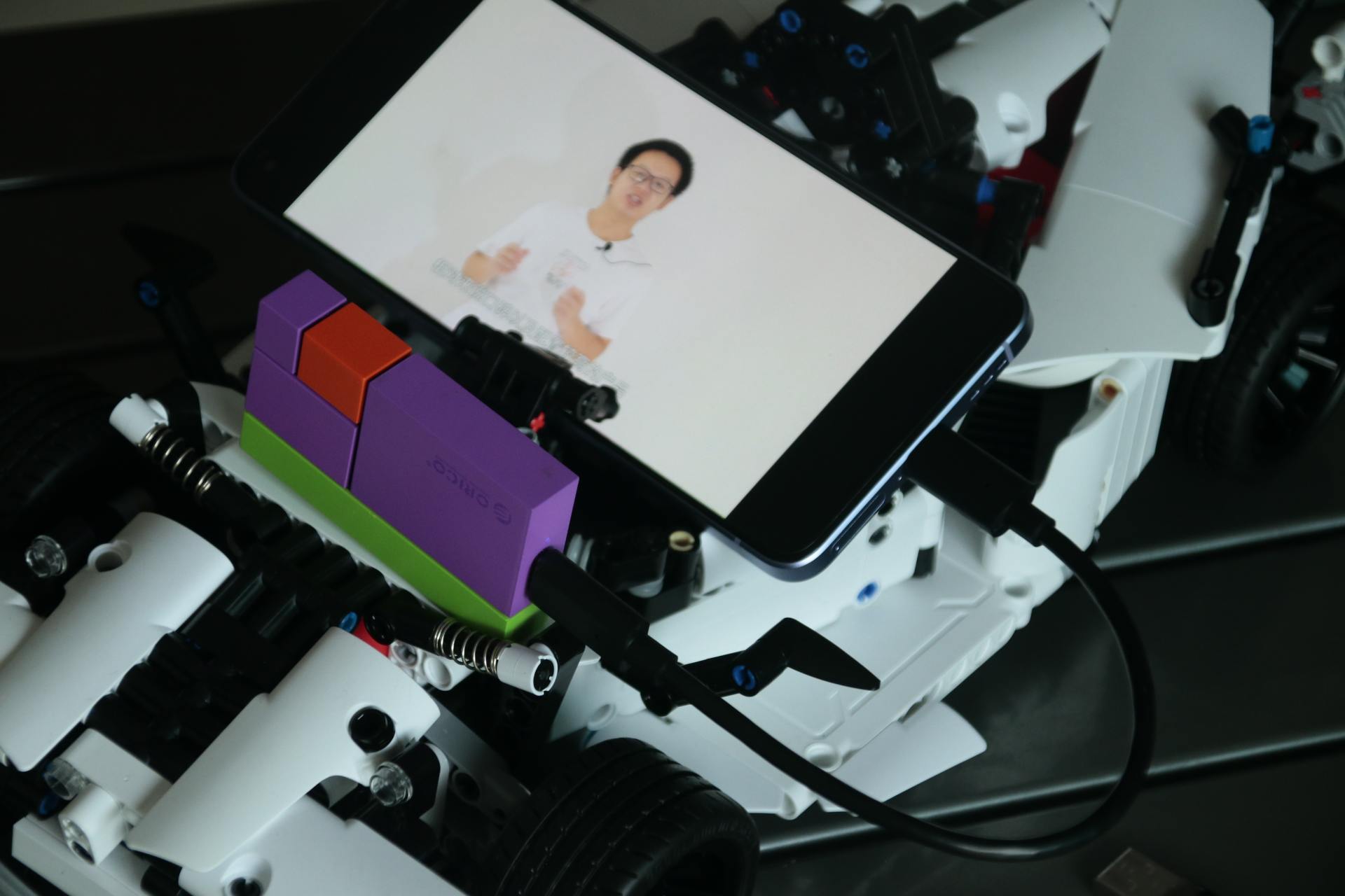 一不留神,移动硬盘竟已如此小而强悍!ORICOCN300为何值得买?