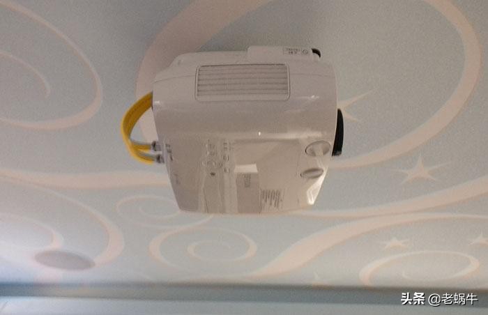 从劣质HDMI线翻车现场，聊聊如何选购HDMI线