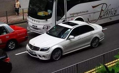 为什么香港街上很多老车,香港街头的车为什么总是干净的
