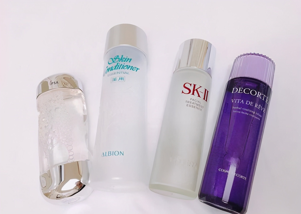 奥尔滨水乳和黛珂对比,黛珂和奥尔滨雪肌精哪个好