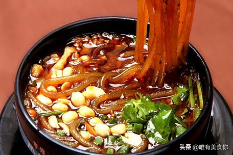 广受好评的酸辣粉加盟,正宗酸辣粉做法加盟