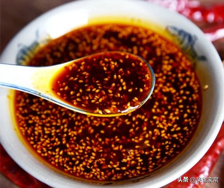呆爸家常:为什么你做辣椒油不香,颜色也不红亮?因为你没这几步