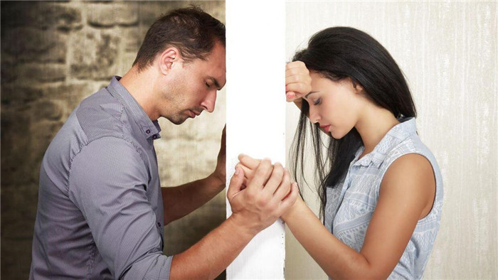 男人发什么样的朋友圈能吸引女人,怎样发朋友圈吸引男人主动联系你